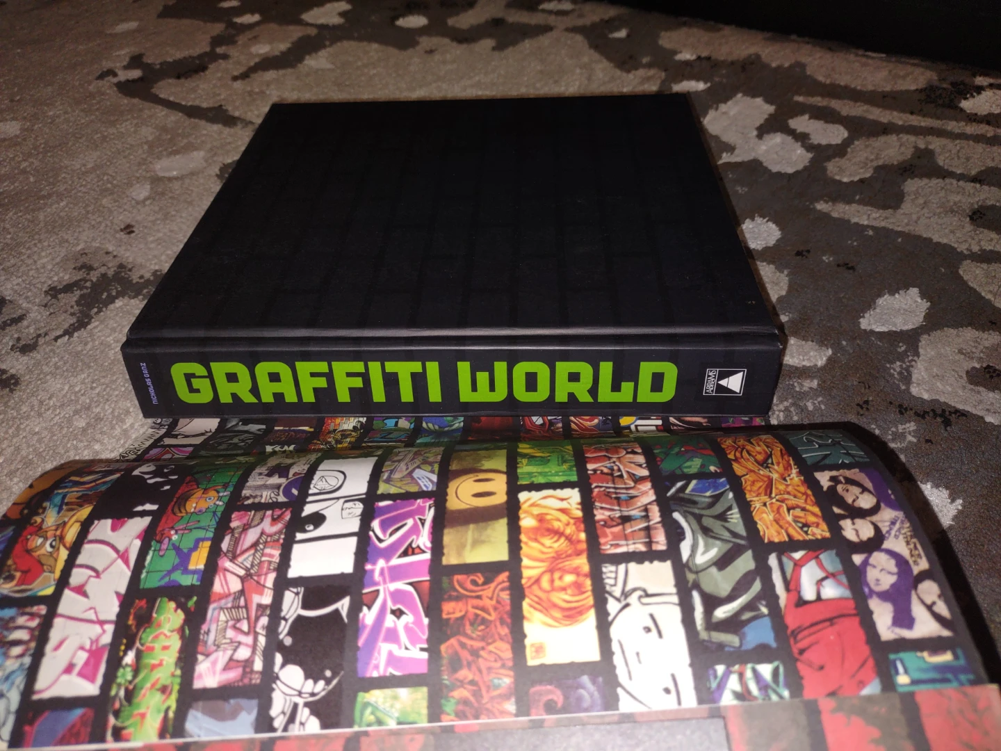 Graffiti World: Street Art From Five Continents Book - photo 2