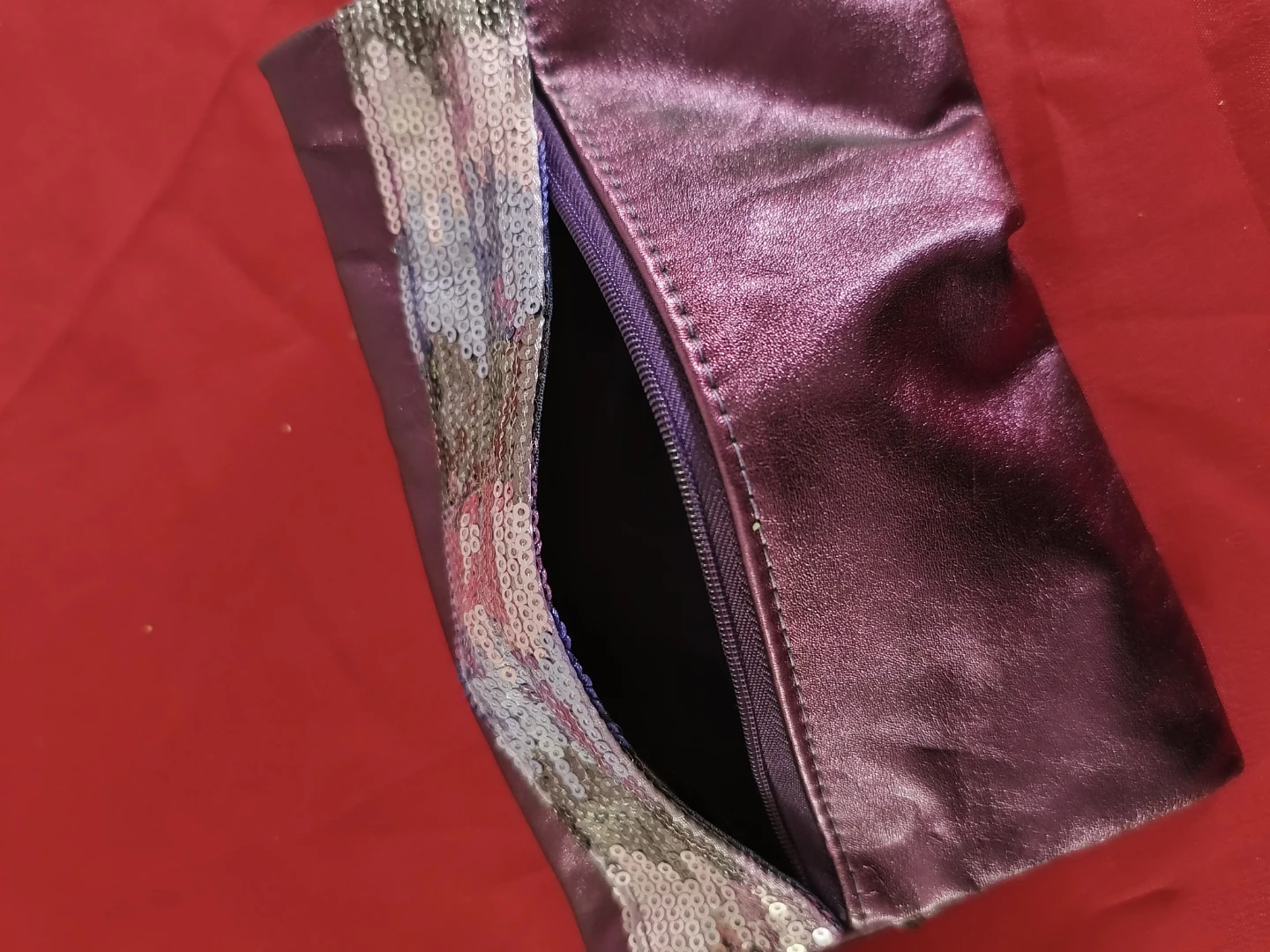 Purple clutch with sequin trim and tassel - photo 2