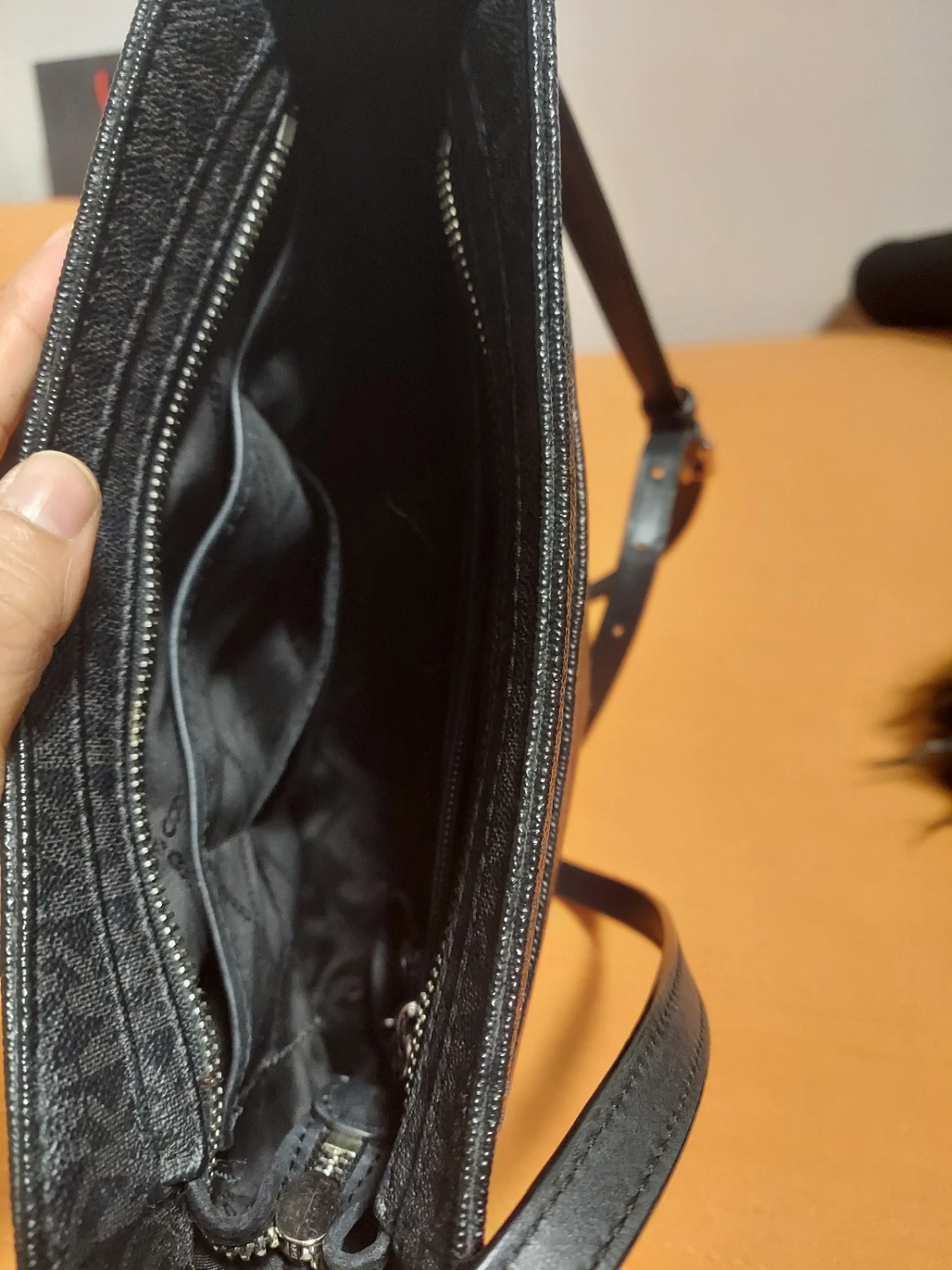 Michael Kors Black Signature Logo Crossbody Bag - photo 3