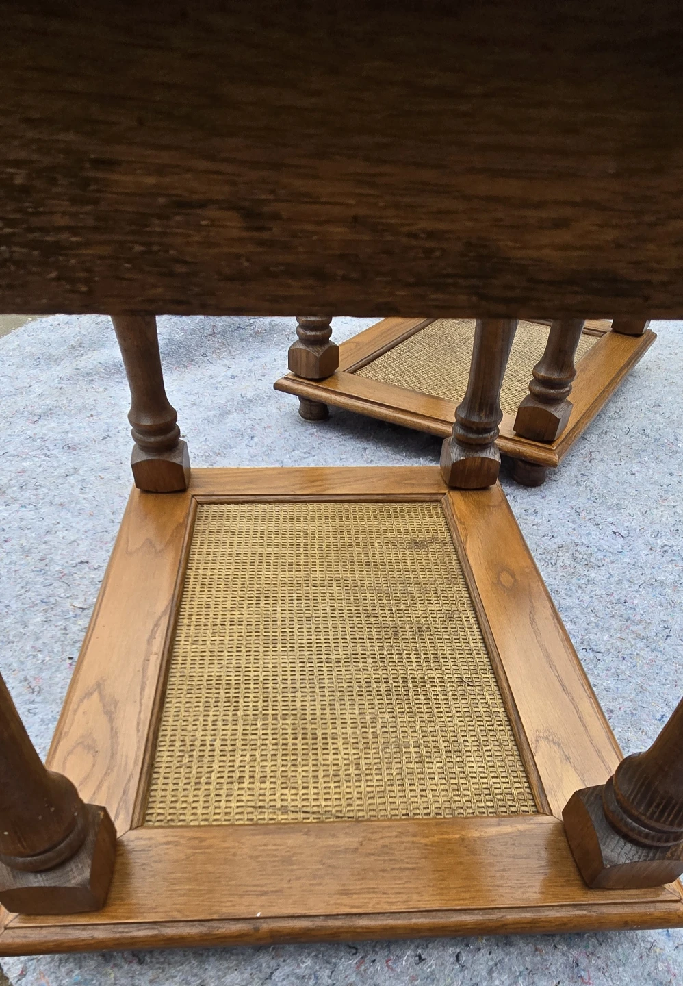 Set of 2 Oak End Tables with Glass Top and Wicker Shelf - photo 5
