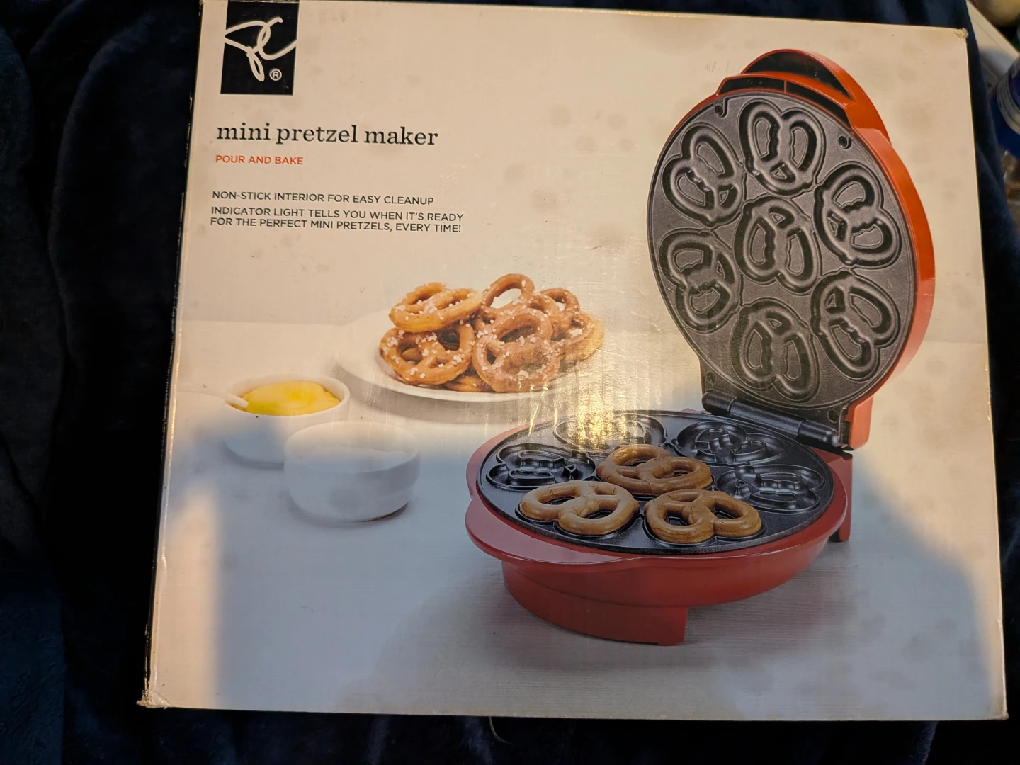 PC Mini Pretzel Maker