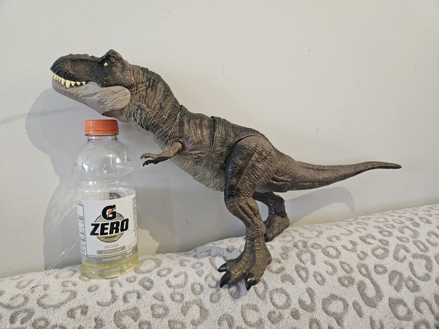 Jurassic World T-Rex Dinosaur Toy - photo 2