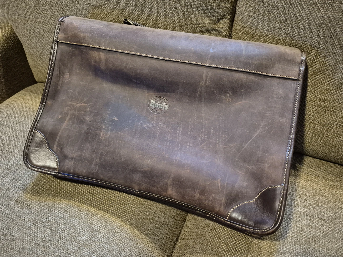 ROOTS Heavy Duty Rustic Brown Leather Briefcase - photo 2