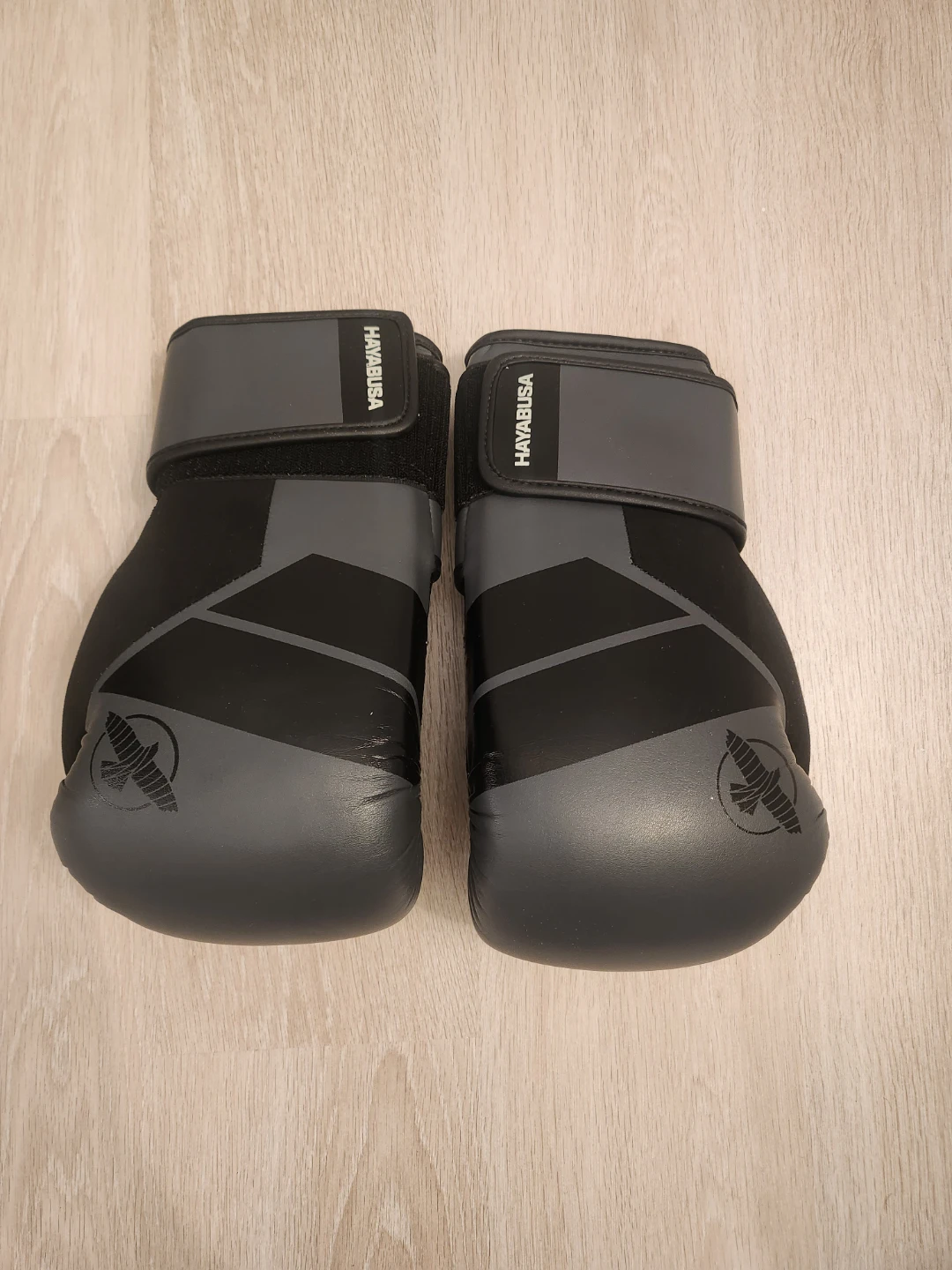 NEW: Hayabusa S4 (10oz) Boxing Gloves with Hand Wraps - photo 3