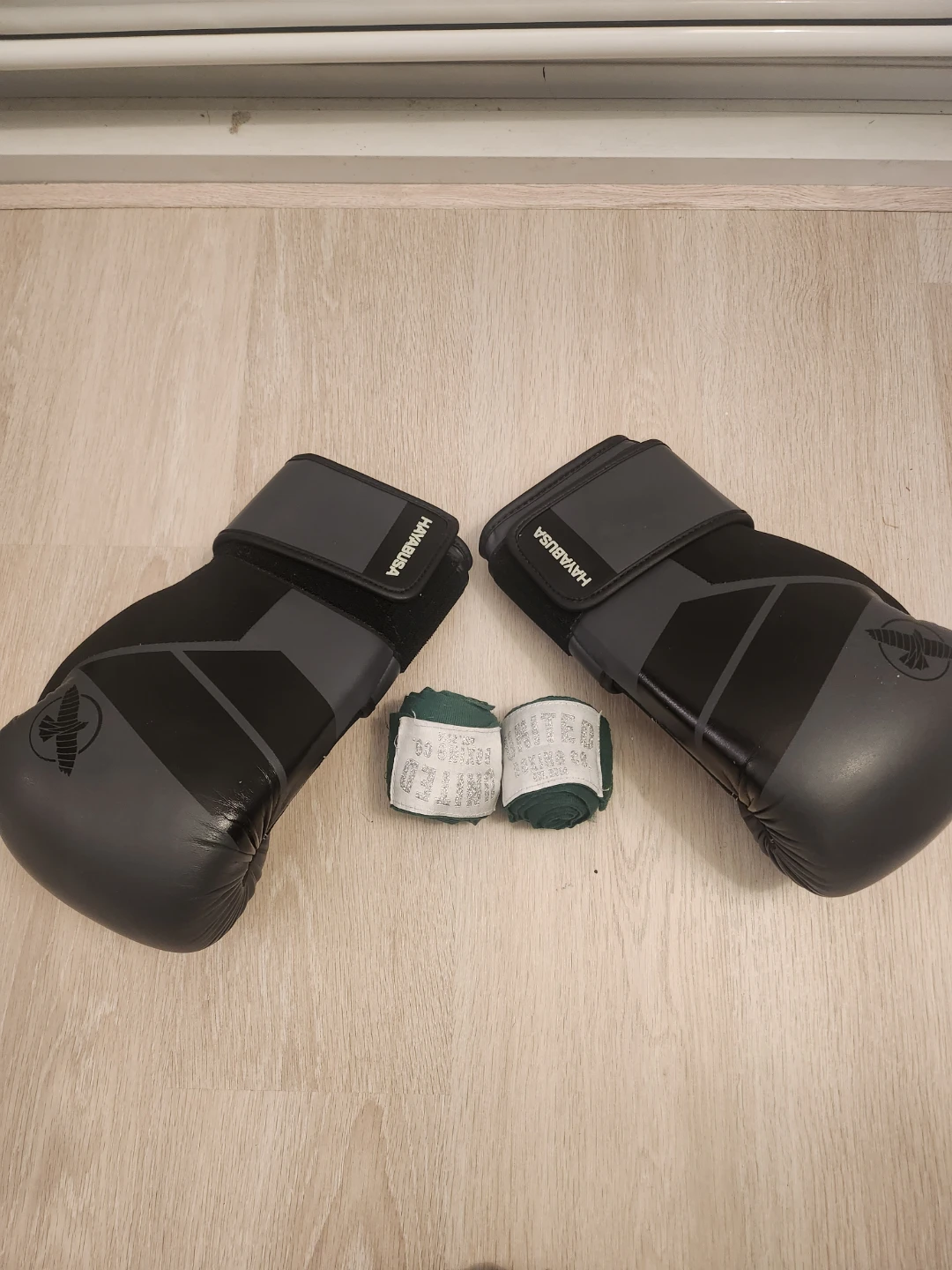 NEW: Hayabusa S4 (10oz) Boxing Gloves with Hand Wraps - photo 4