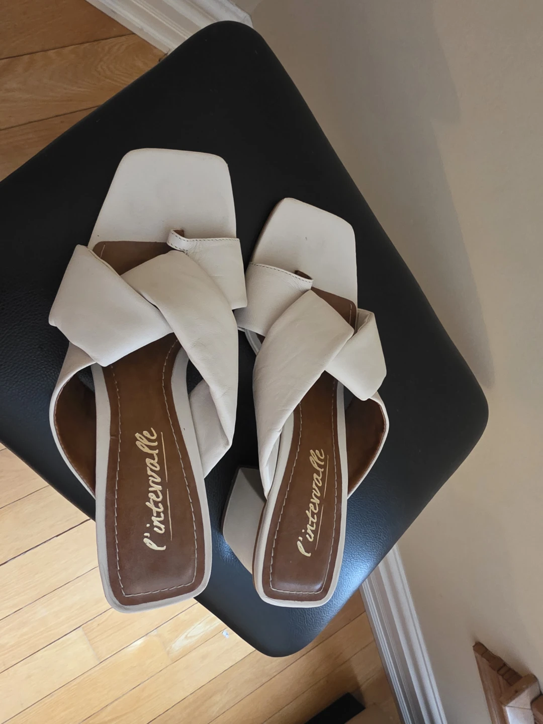 L'Intervallle White Twisted Strap Mules