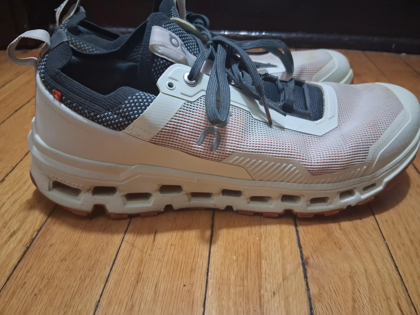 ON Running Cloudventure Trail Running Shoes