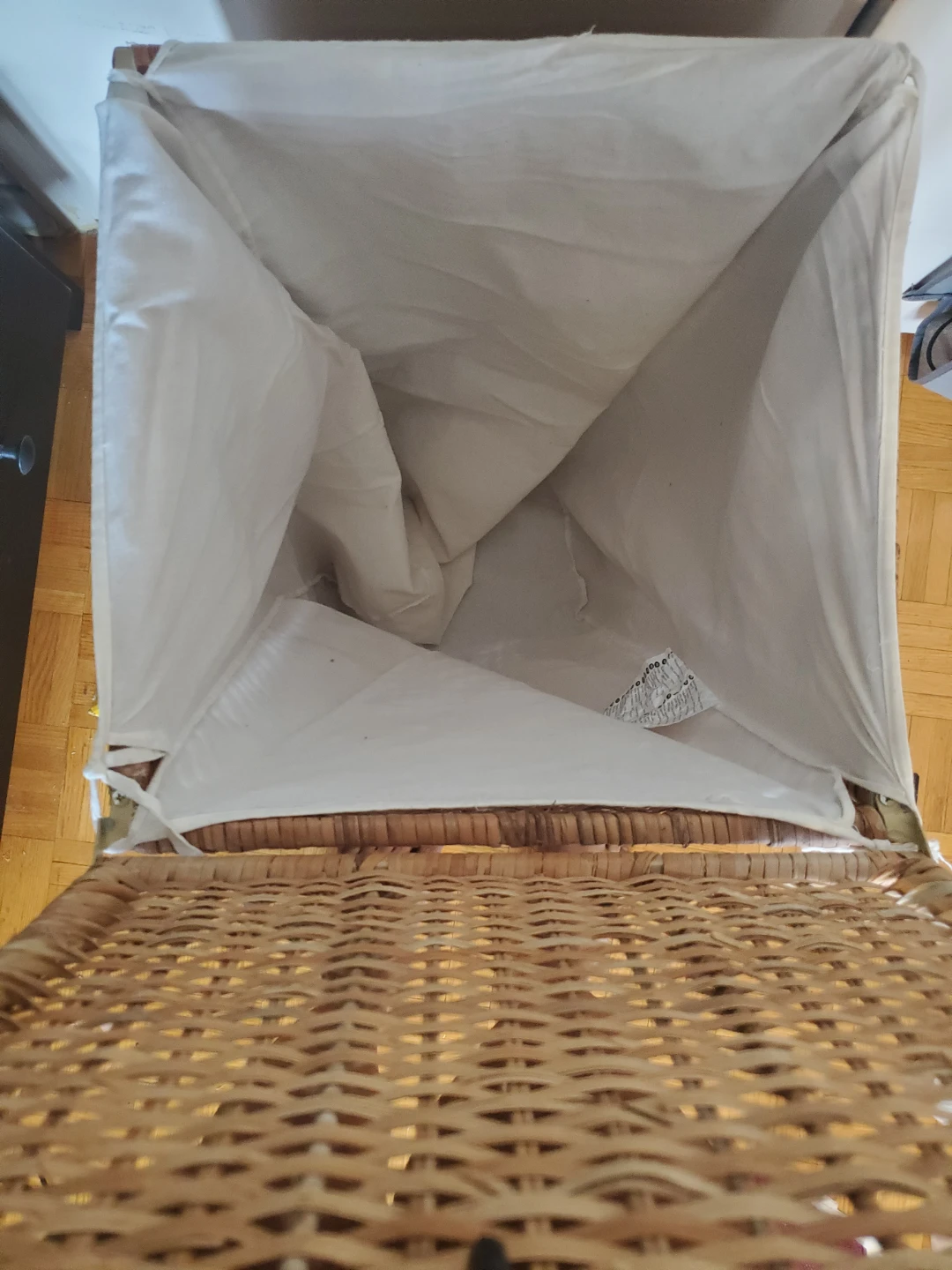 Wicker hamper - photo 2