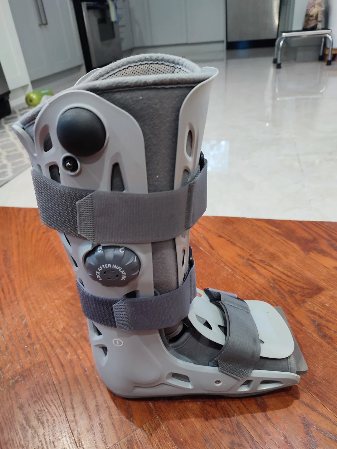 Aircast boot - left foot achilles injury - photo 4