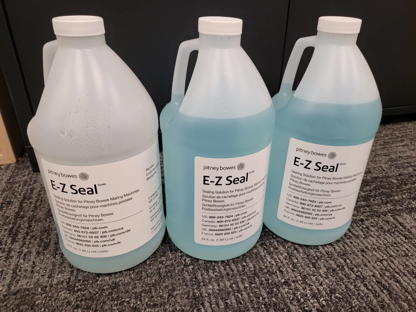 Pitney Bowes E-Z Seal Sealing Solution (4 bottles)