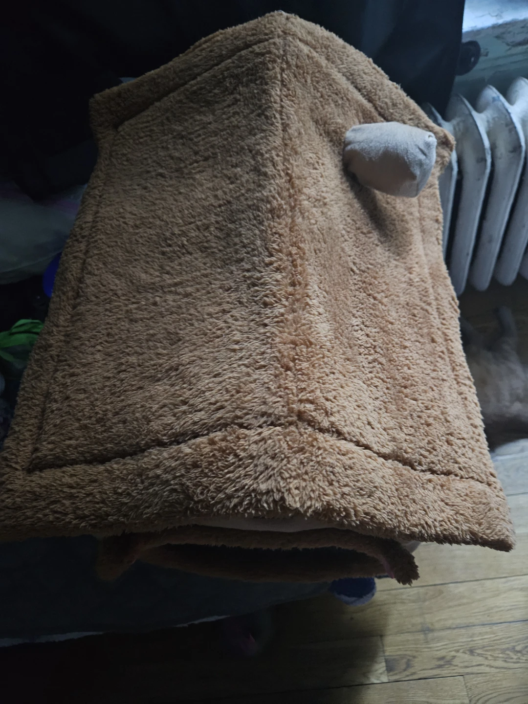 Plush Pet House Bed - photo 2