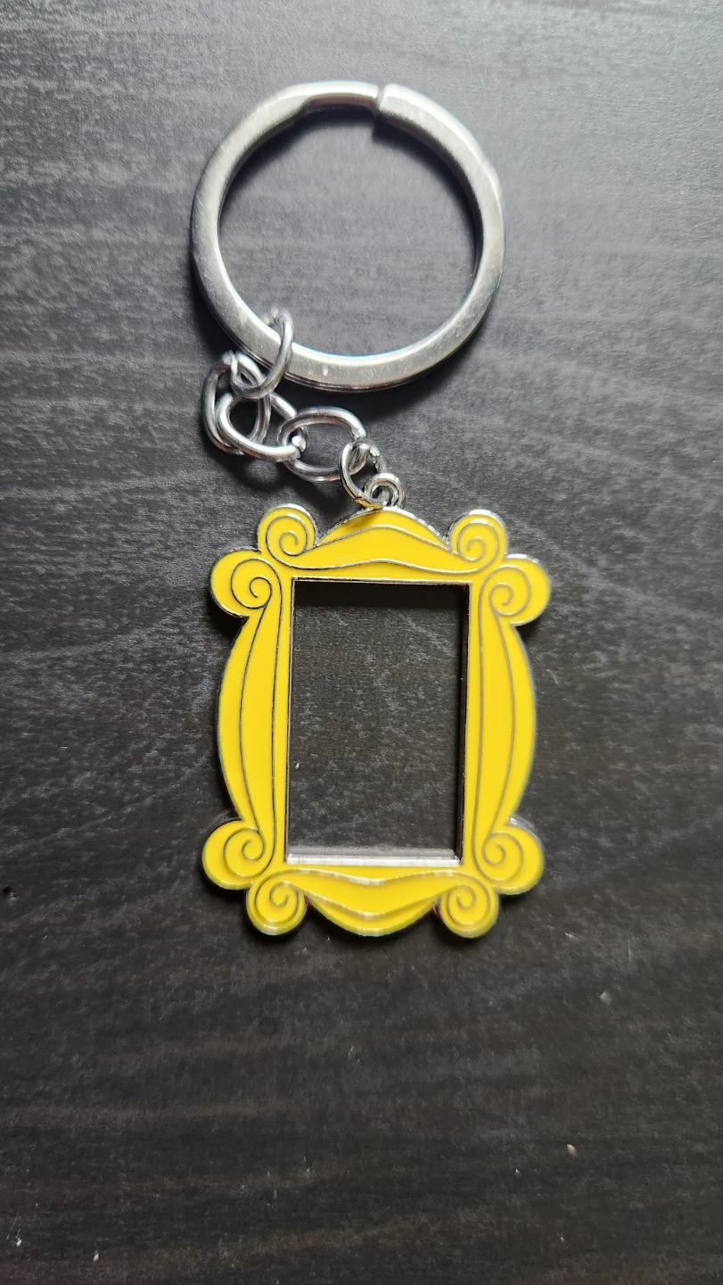Monica's (Friends) picture frame keychain