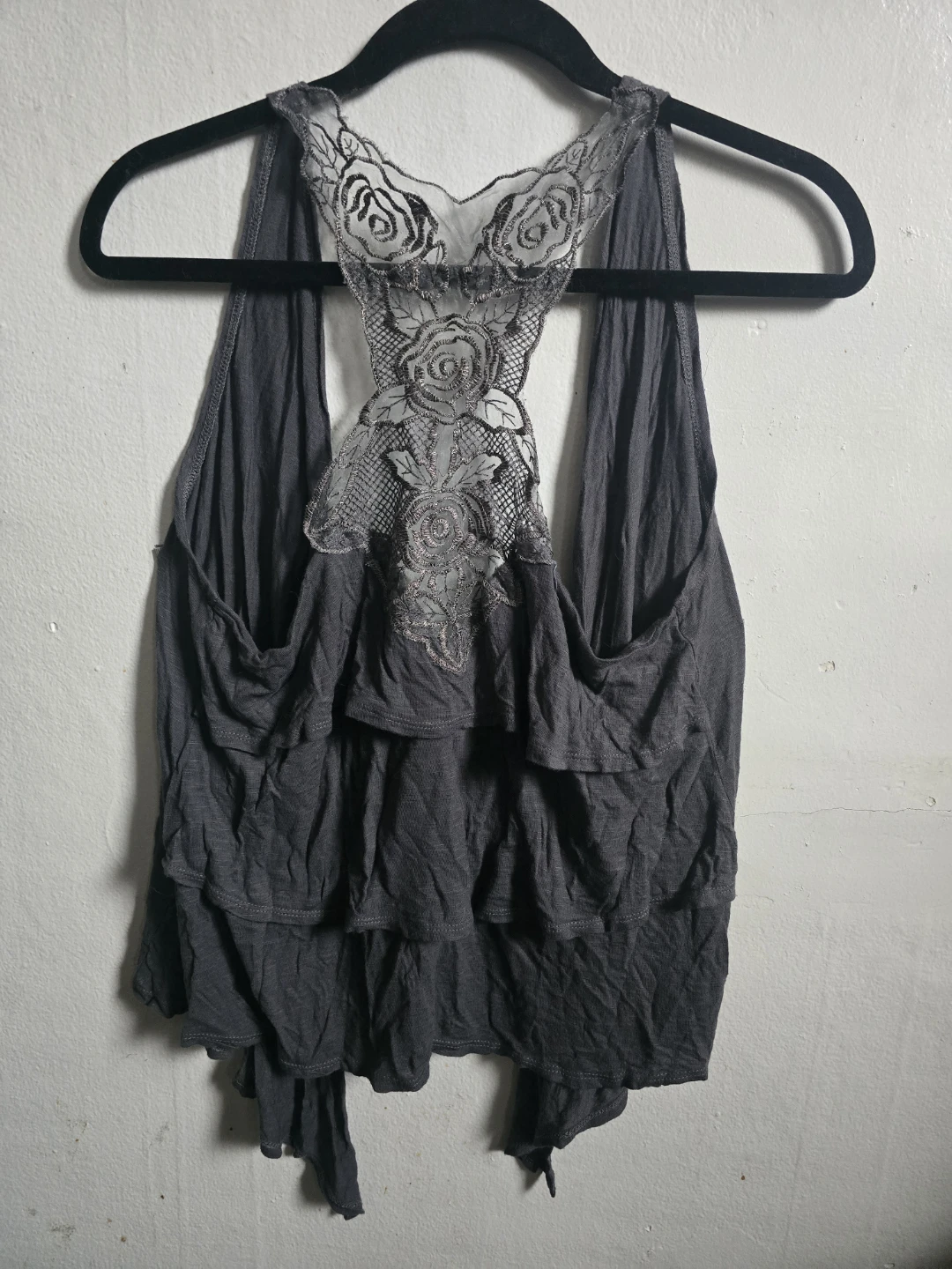 Women's Dark Gray Lace Rose Back Top - photo 2