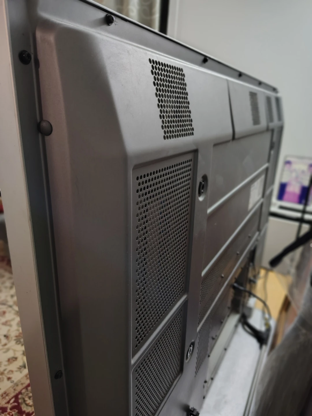 Panasonic Television - photo 2