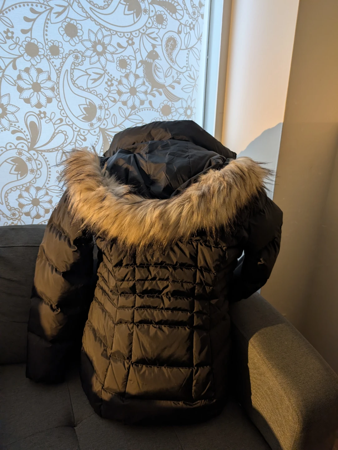 Calvin Klein Puffer Jacket with Fur Hood - Black - Size S/P - photo 3