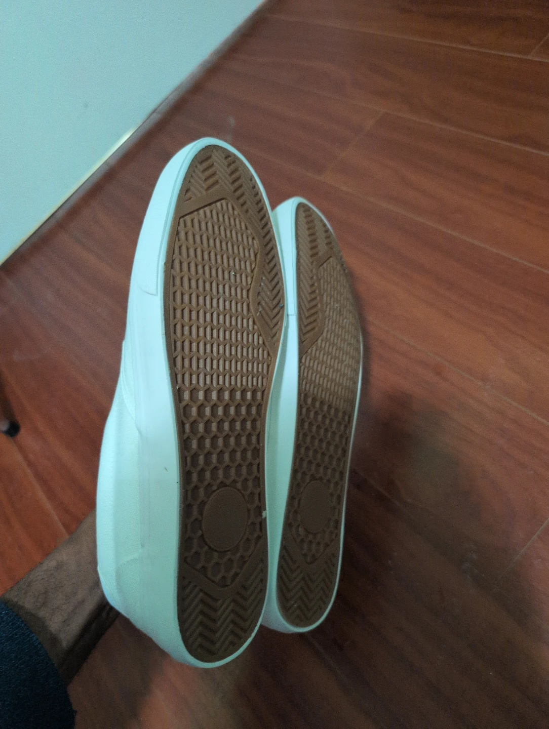 White Slip-On Canvas Shoes - photo 4