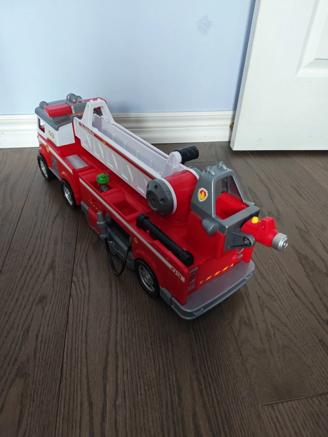 Paw Patrol Marshall's Fire Truck Toy - photo 4