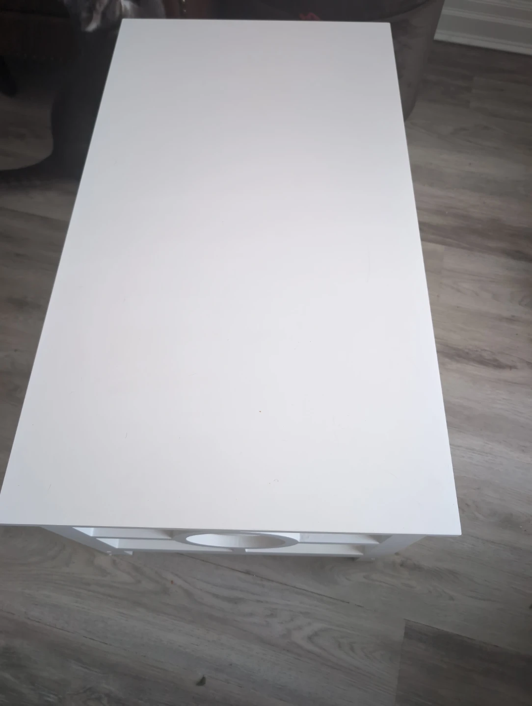 White Coffee Table with shelf - photo 3