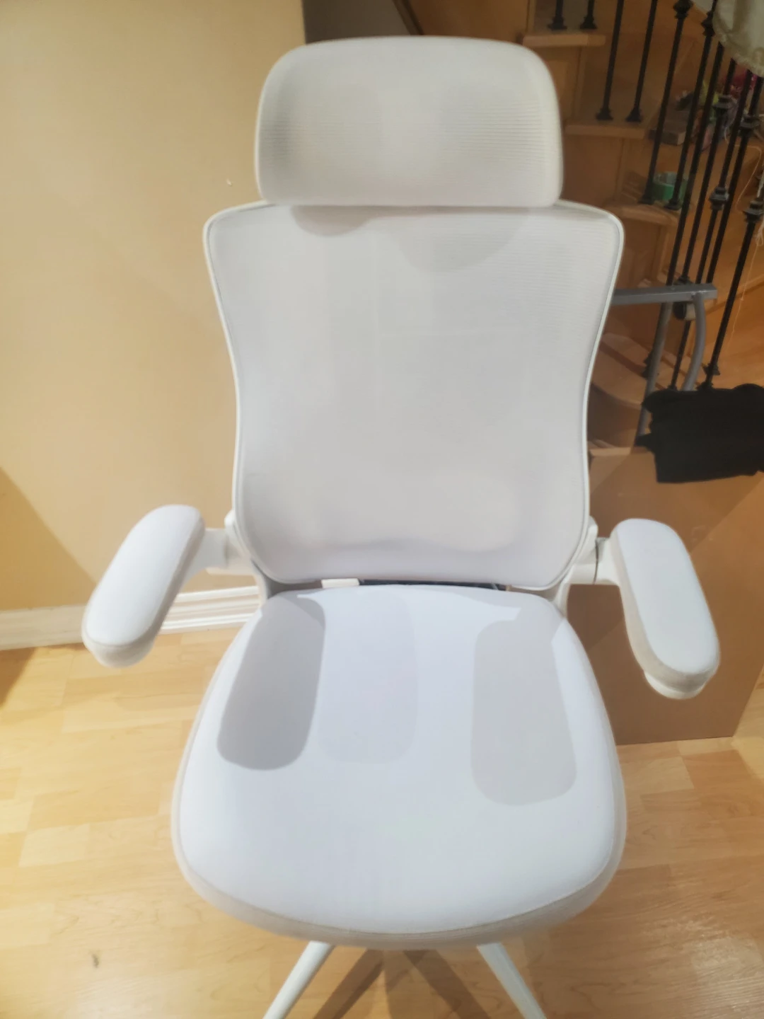 Ergonomic Office Chair - White Mesh with Lumbar Support