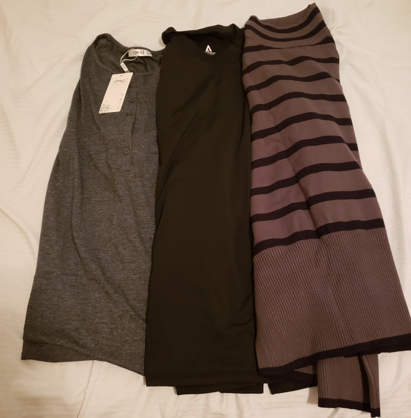 Brandnew lot women tops.size 2XL