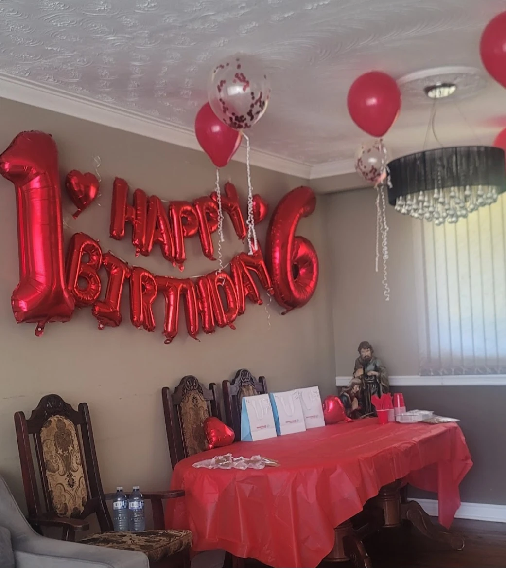 Red "Happy 16th Birthday" Balloon Arch 🥕