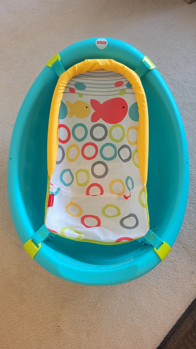Fisher-Price Baby Bath Tub with Mesh Sling