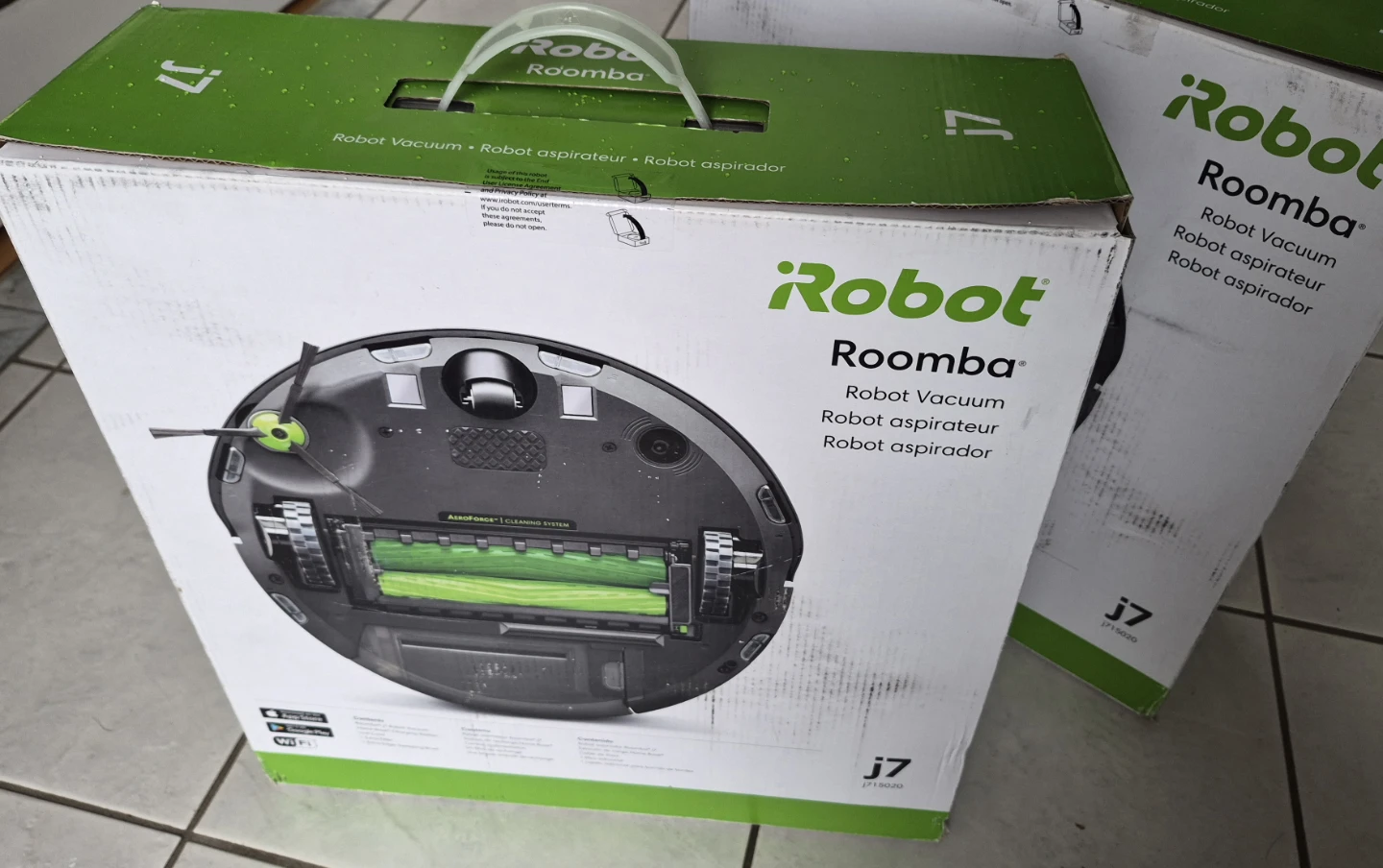 NEW iRobot Roomba J7 robot vacuum