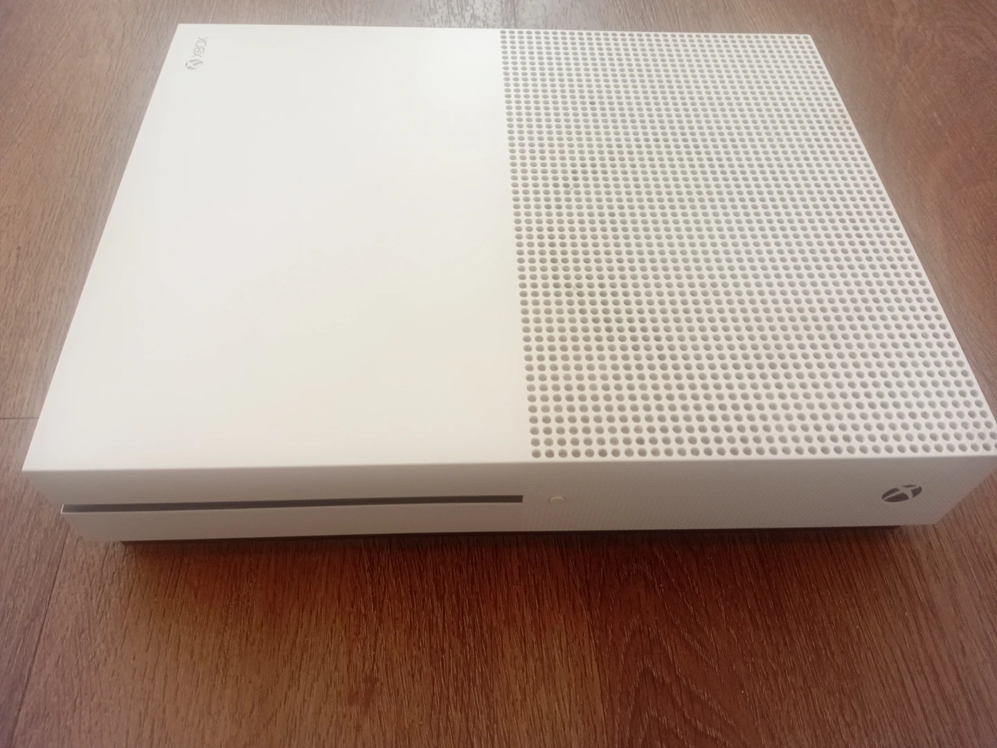 Xbox One S Console with Red Controller and Charging Dock - photo 3