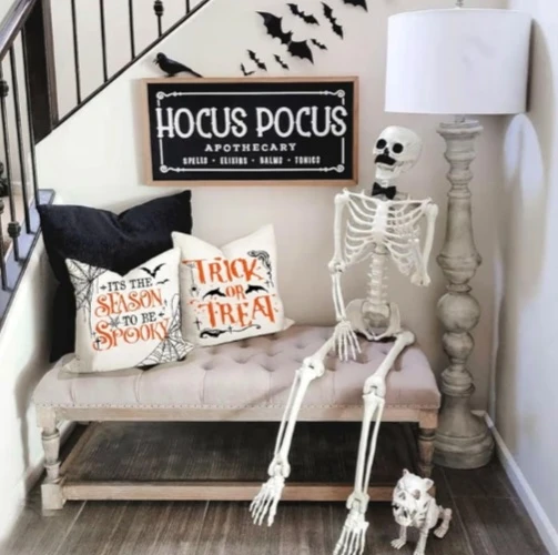 🏆 NEW!  4 Halloween Throw Pillow Covers Set - photo 4