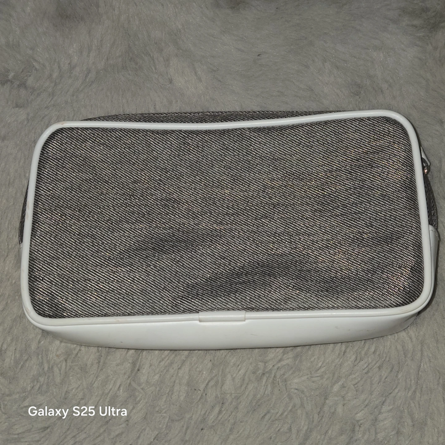 Christian Dior Cosmetic Bag - photo 2