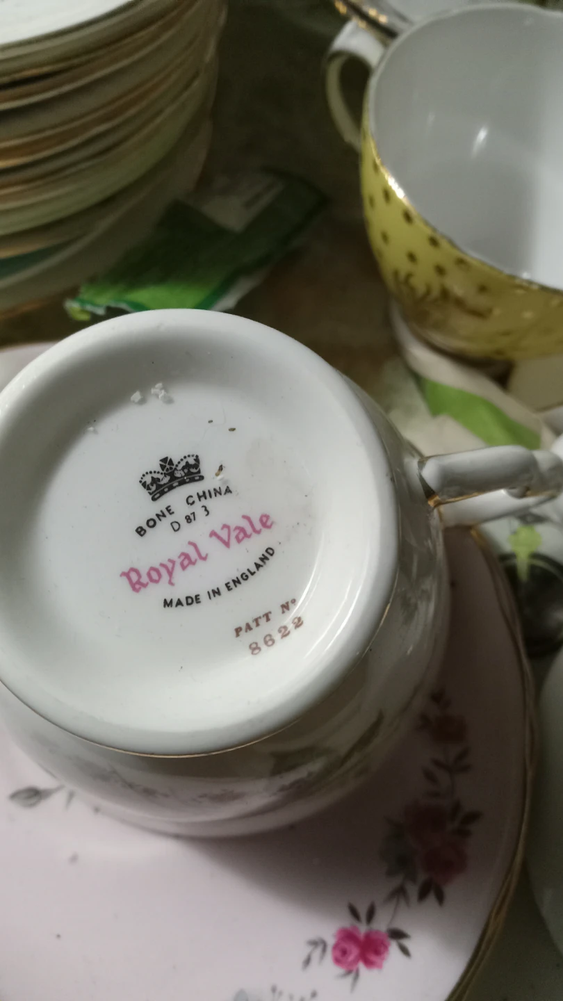 Royal Vale Bone China Teacup and Saucer Set - photo 2