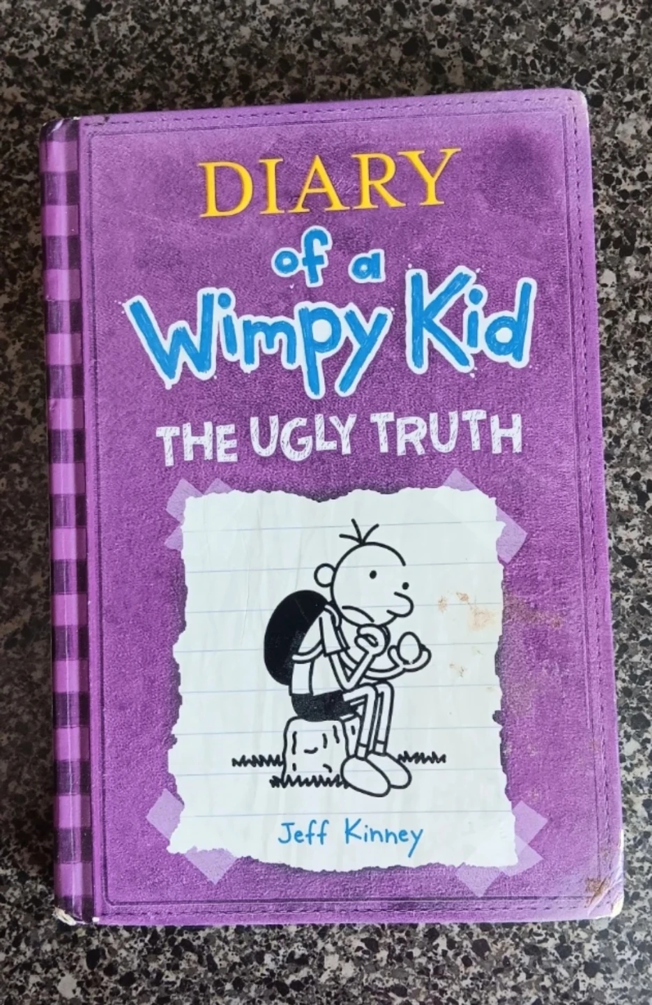 Diary of a Wimpy Kid: The Ugly Truth Book