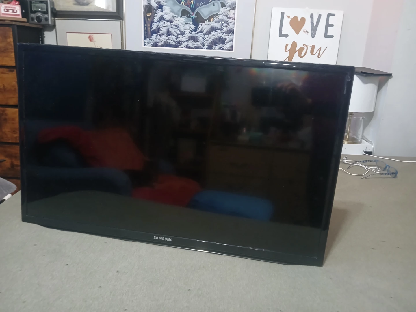 Samsung Black Flat Screen Smart TV