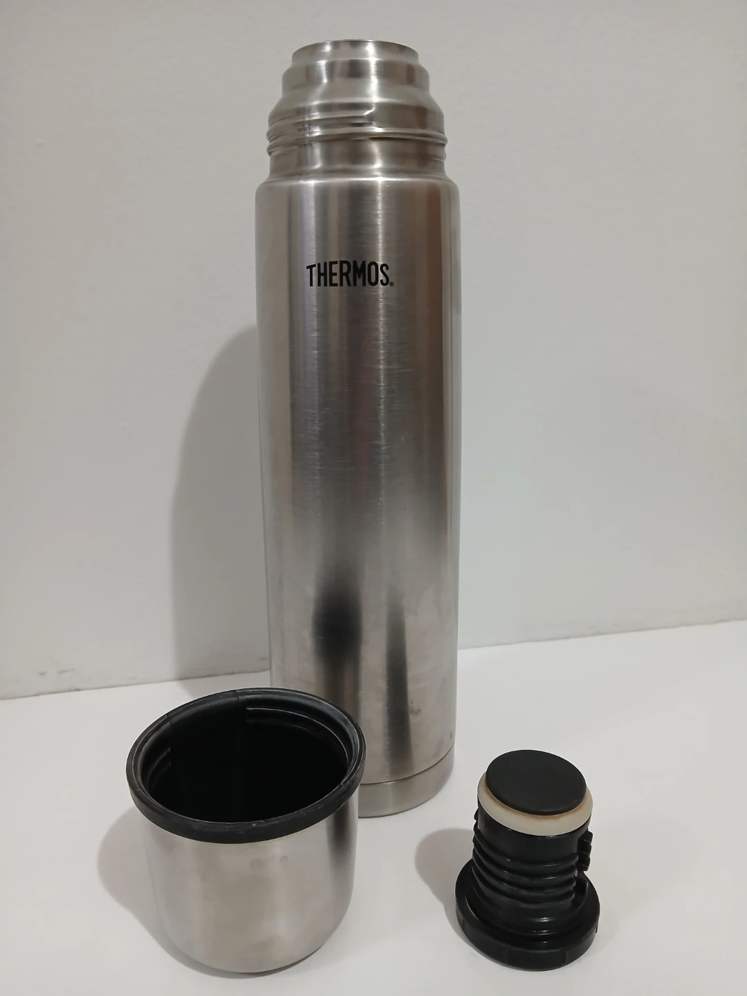 Thermos Stainless Steel Vacuum Insulated Bottle
