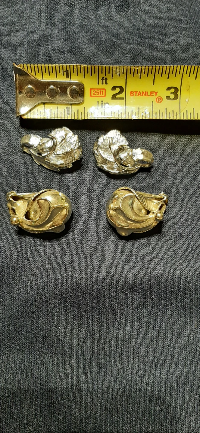 Vintage Silver-Tone Clip-On Earrings - photo 3