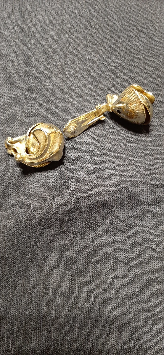 Vintage Silver-Tone Clip-On Earrings - photo 5