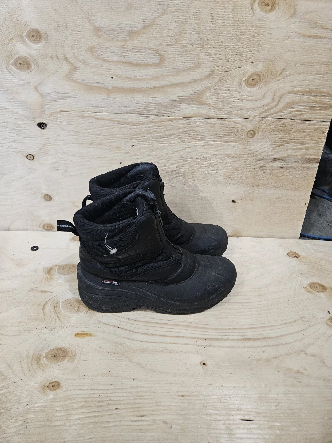 Black waterproof Winter Boots size 12 - photo 2