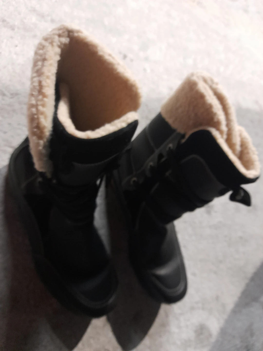 Black Winter Boots with Sherpa Lining 8.5-9