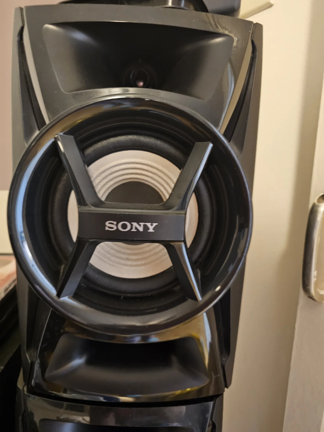 Sony Mini Hi-Fi System MHC-EC609IP 🥕 - photo 3