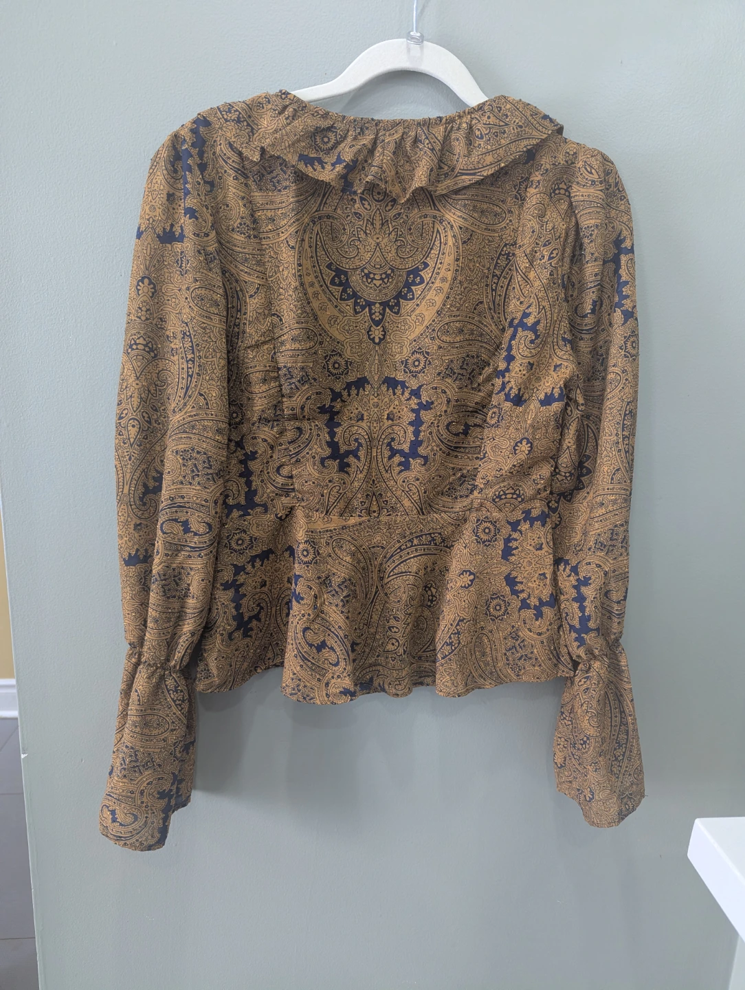 Matteson Paisley Ruffle Blouse Size S - photo 2