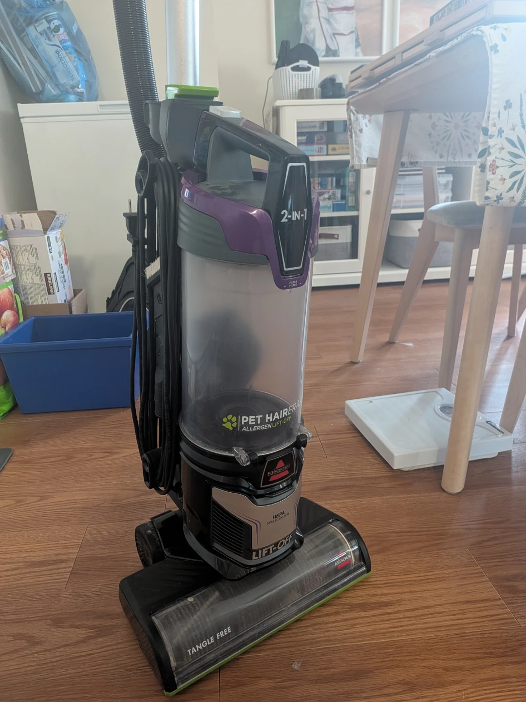 Bissell Pet Hair Eraser Lift-Off Vacuum - photo 2