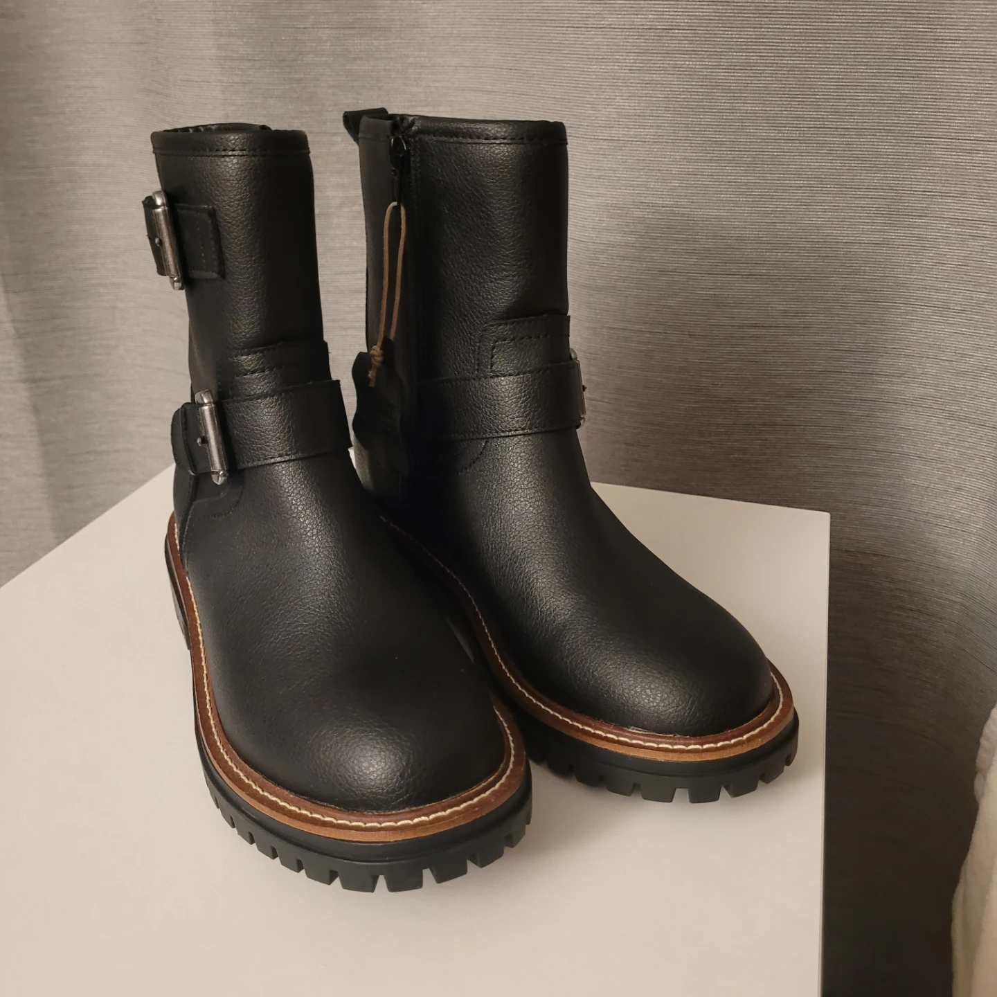 MIA Leather Boots - 8 - photo 3