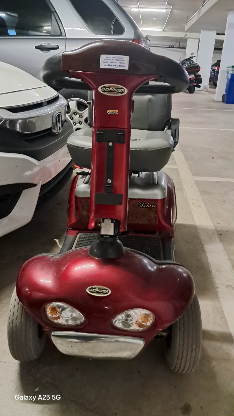 Shoprider Deluxe Mobility Scooter - photo 3