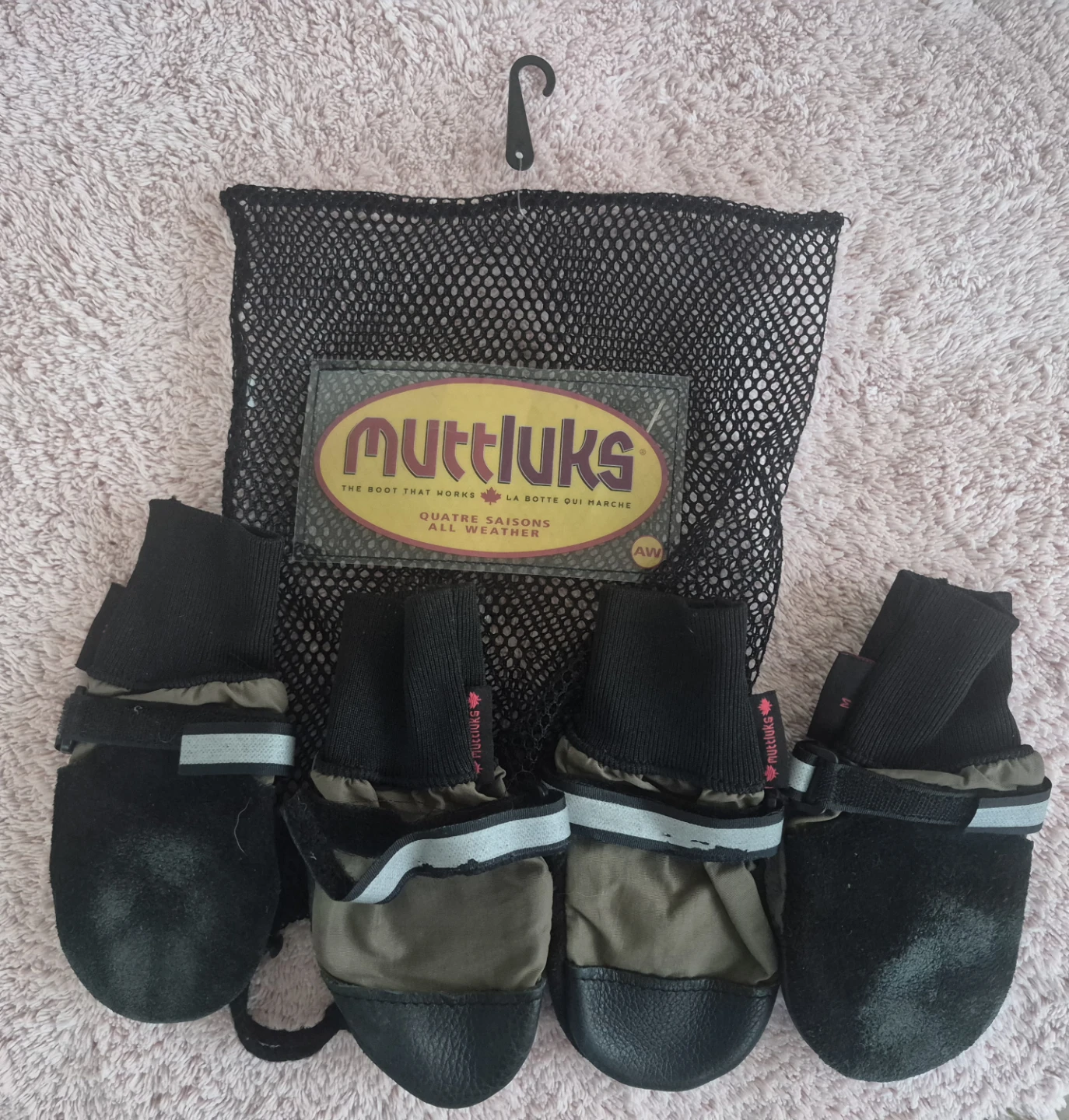 Muttluks All Weather Dog Boots, M size