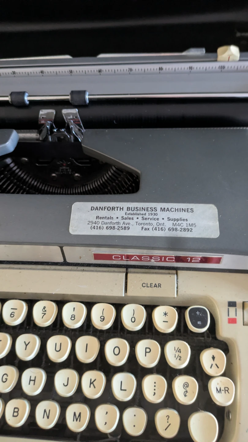 Smith-Corona Classic 12 Typewriter - photo 2