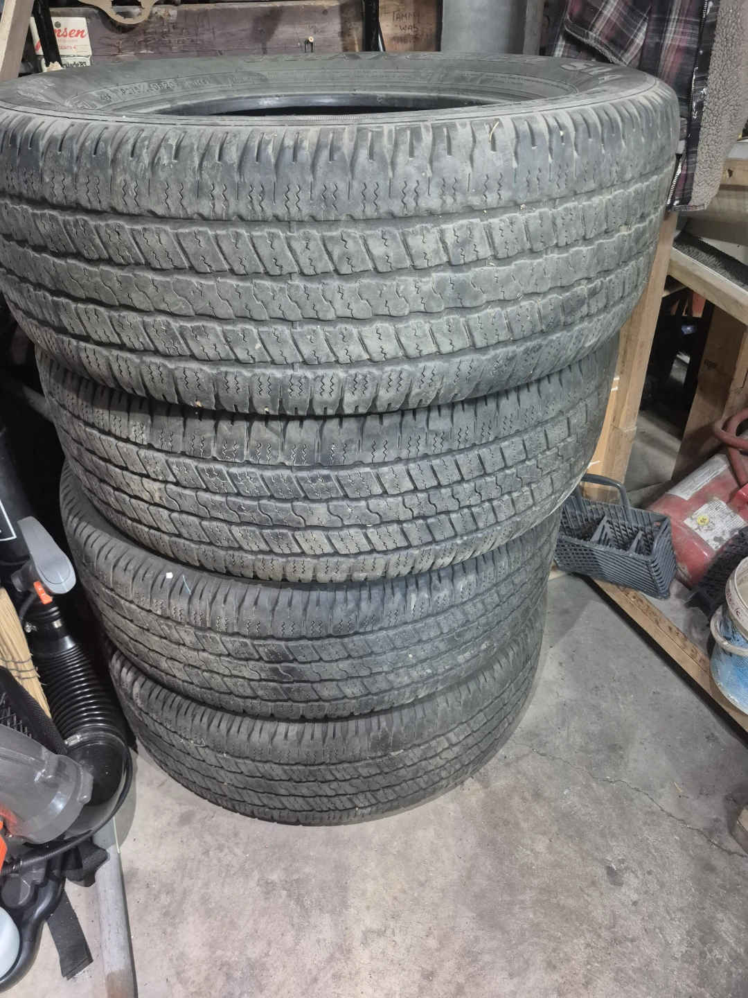 Set of 4 Used Tires 275/60R20  Wranglers