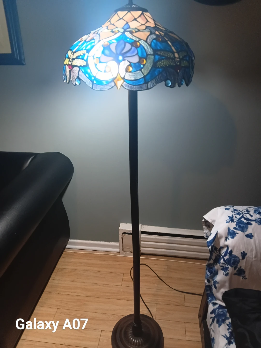 Tiffany Style Stained Glass Floor Lamp - photo 3