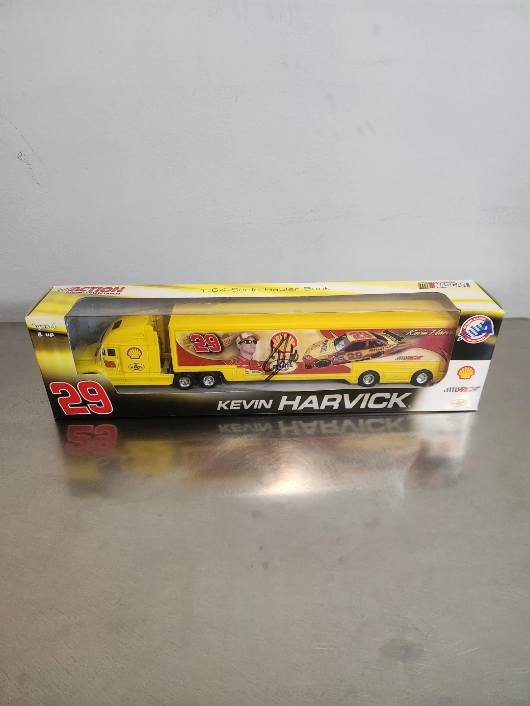 Action Racing Collectibles Kevin Harvick #29 Hauler Bank