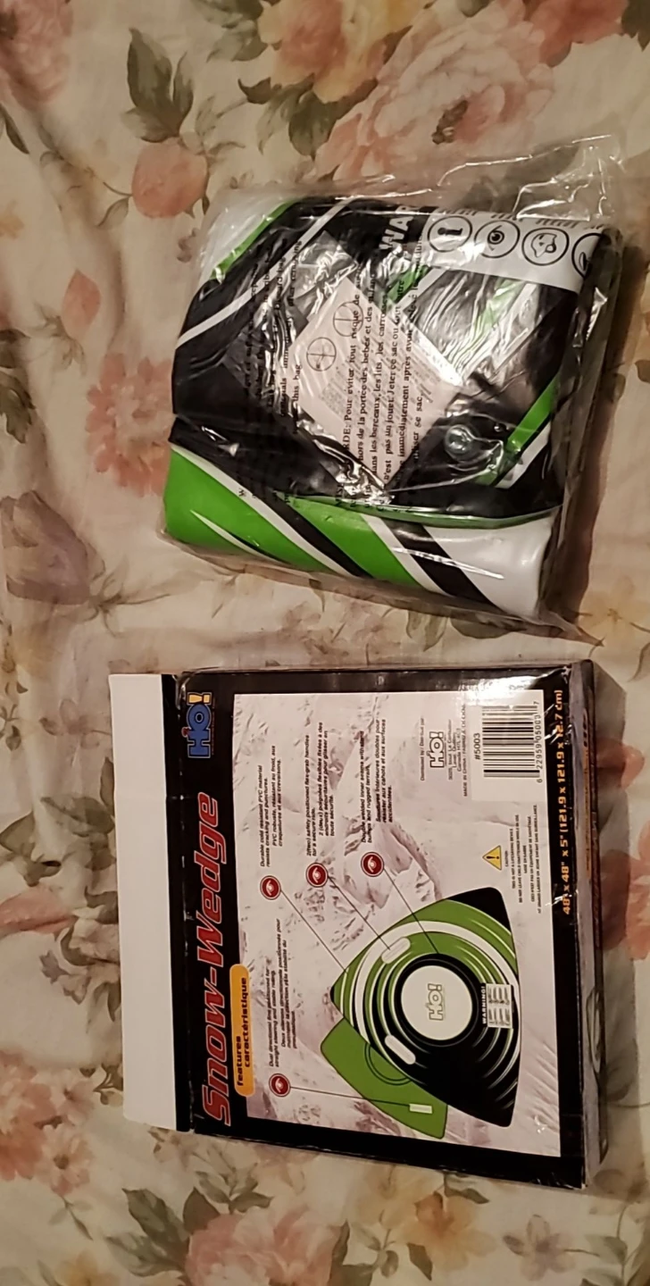Brand new. HO! Snow-Wedge 48" Inflatable Snow Tube - photo 2
