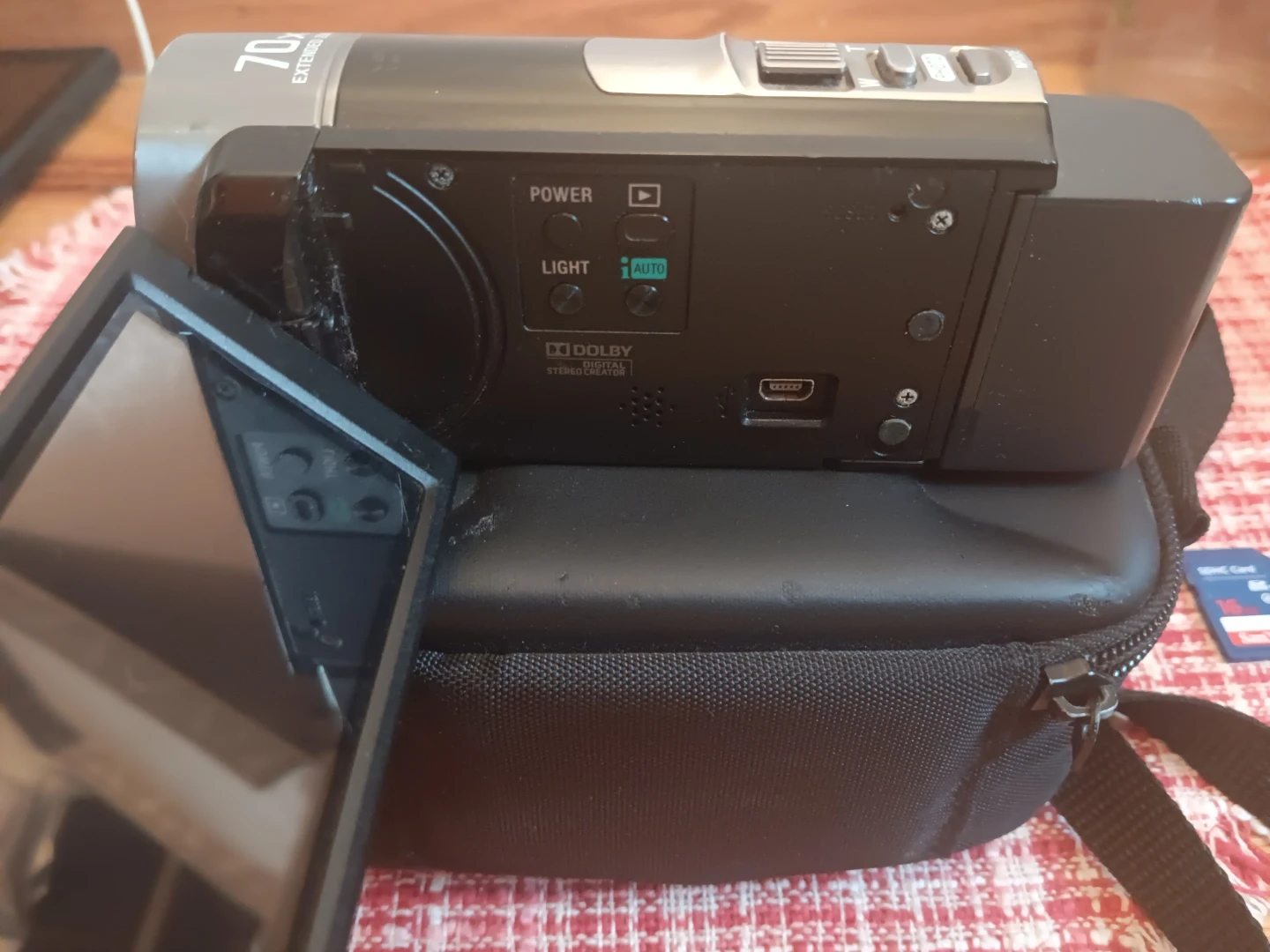 Sony Handycam DCR-SX45 Camcorder with Case - photo 4